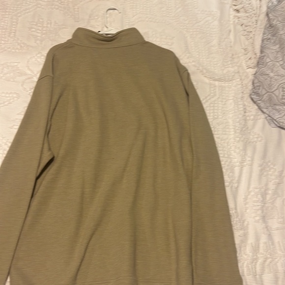 Van Heusen Sweater - Picture 2 of 4